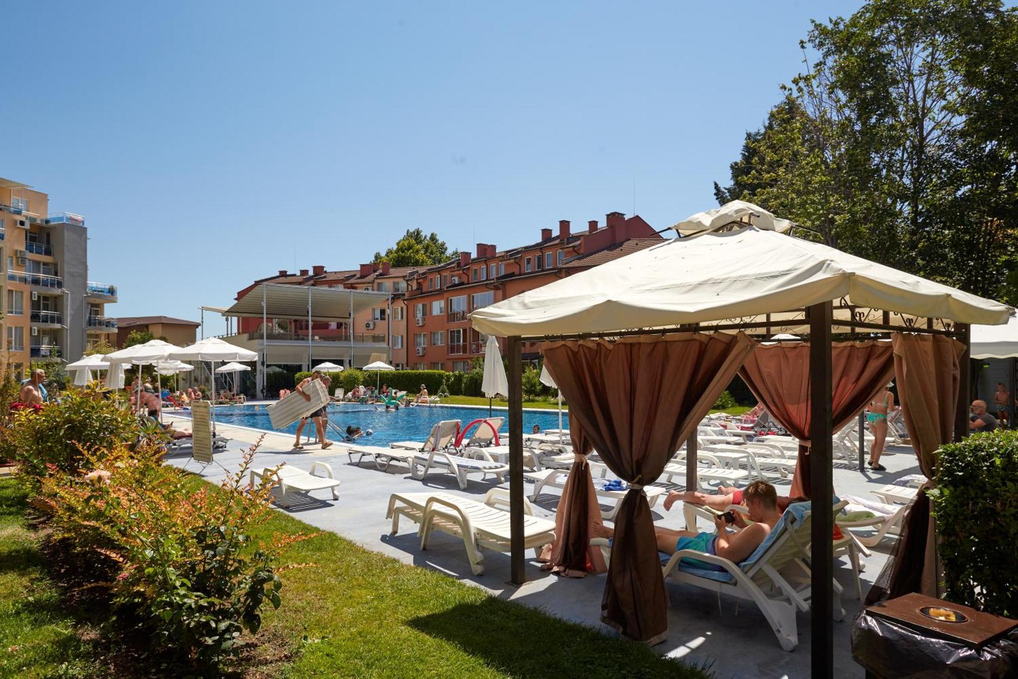 Luxury First Line Apartment With Pool By The Sea Misivri Dış mekan fotoğraf
